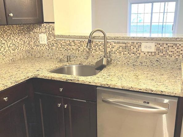 2720 Bellforest Court 201, Vienna VA 22180