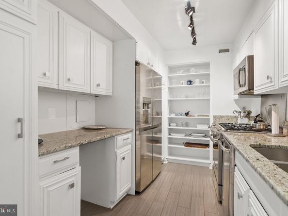 700 New Hampshire Avenue NW 614, Washington DC 20037