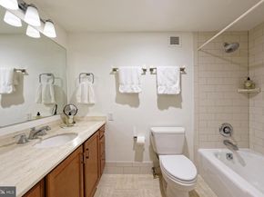 700 New Hampshire Avenue NW 614, Washington DC 20037