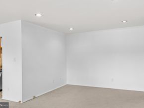 8003 Chanute Place 12, Falls Church VA 22042