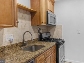 8003 Chanute Place 12, Falls Church VA 22042