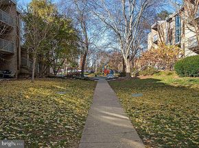 8003 Chanute Place 12, Falls Church VA 22042