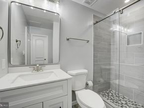 832 19TH Street NE C, Washington DC 20002