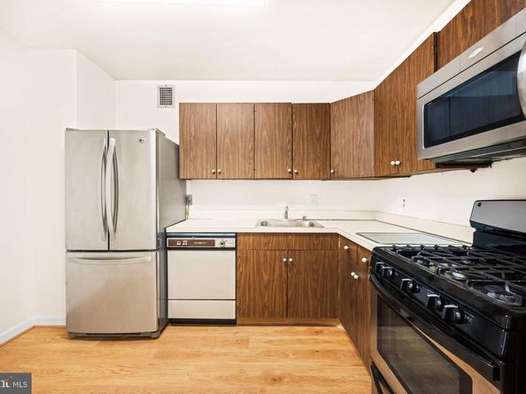 3001 Veazey Terrace NW 615, Washington DC 20008