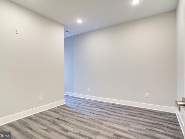 5005 Walnut Street, Philadelphia PA 19139