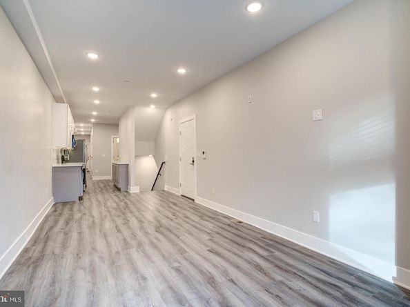 5005 Walnut Street, Philadelphia PA 19139