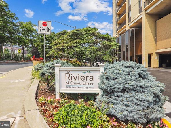 4242 East West Highway 414, Chevy Chase MD 20815