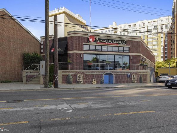 4242 East West Highway 414, Chevy Chase MD 20815