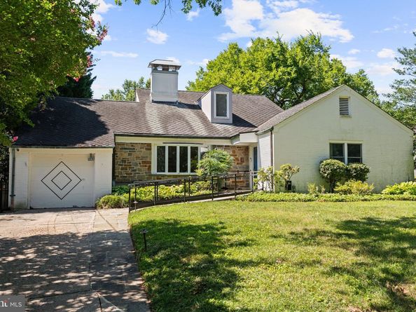 4702 Essex Avenue, Chevy Chase MD 20815