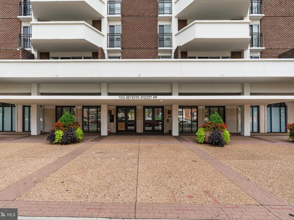 700 7TH Street SW 717, Washington DC 20024