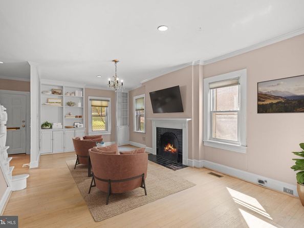 4718 Reservoir Road NW, Washington DC 20007