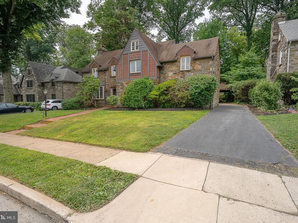 1216 Lindale Avenue, Drexel Hill PA 19026