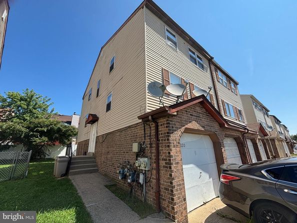 13020 Blakeslee Drive, Philadelphia PA 19116