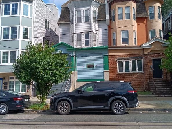 4827 Baltimore Avenue, Philadelphia PA 19143