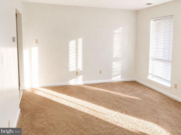 1631 Gainesville Street SE 301, Washington DC 20020