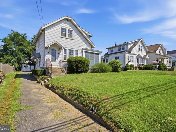 316 Powell Road, Springfield PA 19064