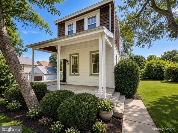 317 Marywatersford Road, Bala Cynwyd PA 19004