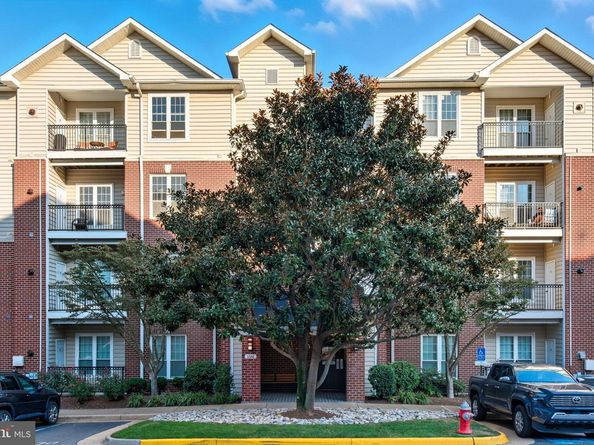 1581 Spring Gate Drive 5203, Mclean VA 22102