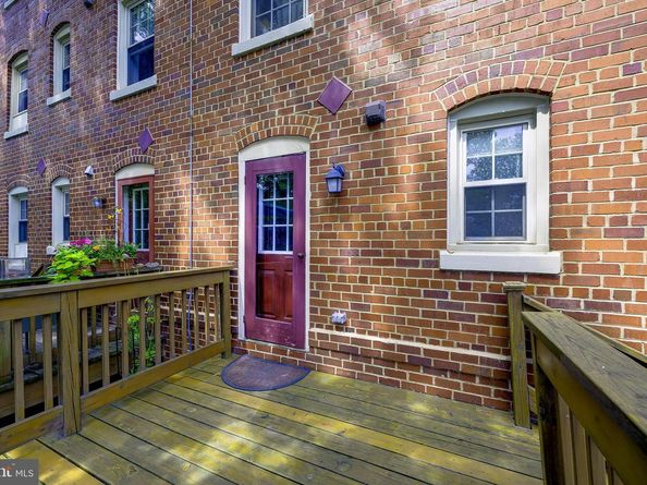 1403 E Abingdon Drive 2, Alexandria VA 22314