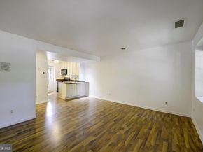 1403 E Abingdon Drive 2, Alexandria VA 22314