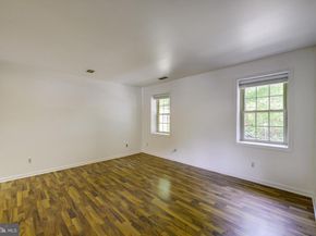 1403 E Abingdon Drive 2, Alexandria VA 22314