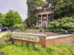 1403 E Abingdon Drive 2, Alexandria VA 22314