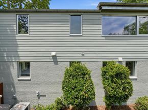 213 E Raymond Avenue, Alexandria VA 22301