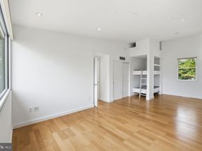 213 E Raymond Avenue, Alexandria VA 22301