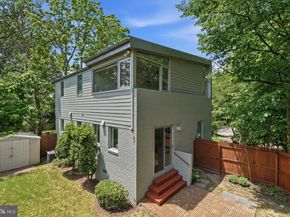213 E Raymond Avenue, Alexandria VA 22301