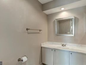 1869 N Adams Street, Arlington VA 22201