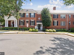 610 Bashford Lane 1301, Alexandria VA 22314