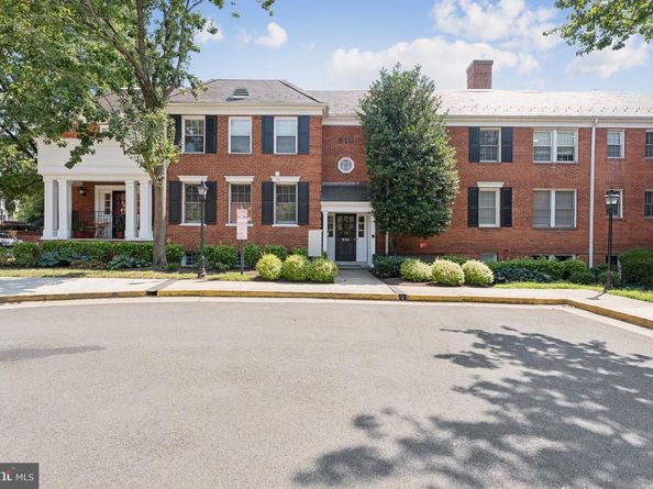 610 Bashford Lane 1301, Alexandria VA 22314