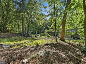 2115 Willow Brook Drive, Huntingdon Valley PA 19006