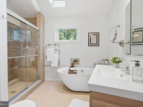 2115 Willow Brook Drive, Huntingdon Valley PA 19006