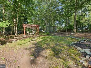 2115 Willow Brook Drive, Huntingdon Valley PA 19006