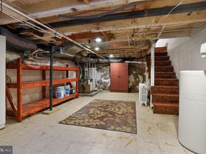 933 Fernon Street, Philadelphia PA 19148