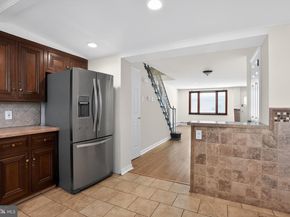 933 Fernon Street, Philadelphia PA 19148