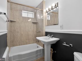 933 Fernon Street, Philadelphia PA 19148