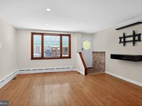 933 Fernon Street, Philadelphia PA 19148