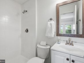 329 18TH Place NE, Washington DC 20002