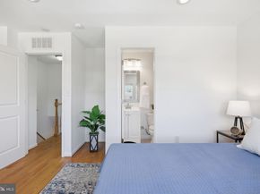 329 18TH Place NE, Washington DC 20002