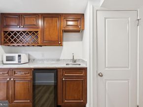 329 18TH Place NE, Washington DC 20002