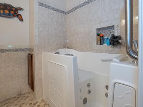 2515 Parke Lane, Broomall PA 19008