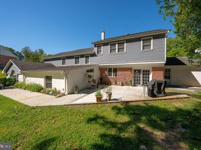 2515 Parke Lane, Broomall PA 19008