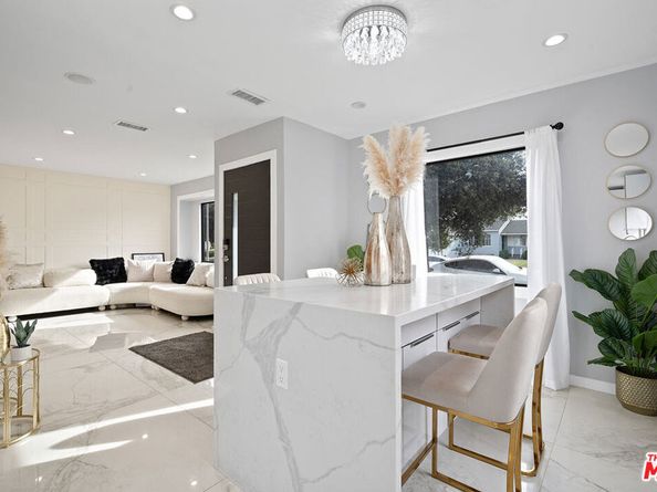 2513 Eckleson Street, Lakewood CA 90712