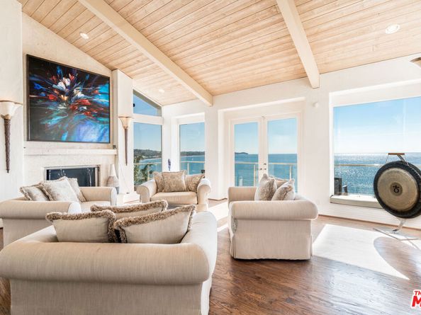 31532 Victoria Point Road, Malibu CA 90265