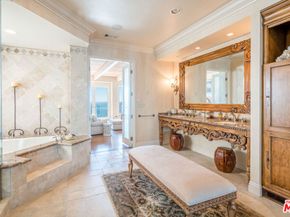 31532 Victoria Point Road, Malibu CA 90265