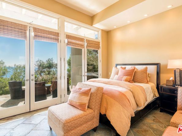 31532 Victoria Point Road, Malibu CA 90265