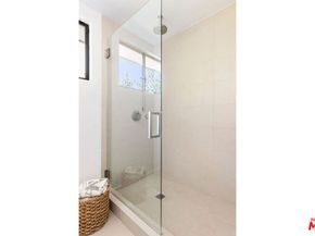 647 Imogen Avenue, Los Angeles CA 90026