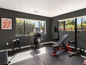 647 Imogen Avenue, Los Angeles CA 90026